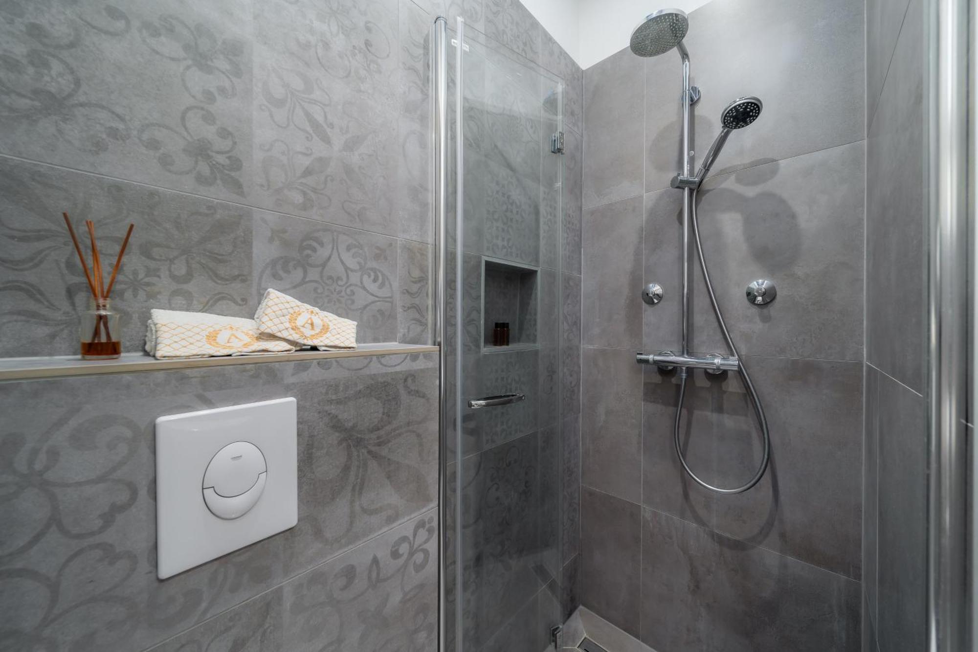Aurelia Antik Apartments & Rooms, Zagreb City Center Zewnętrze zdjęcie